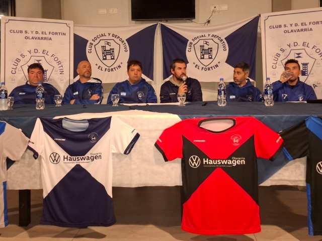 El Fort�n present� oficialmente su equipo para el Regional Amateur